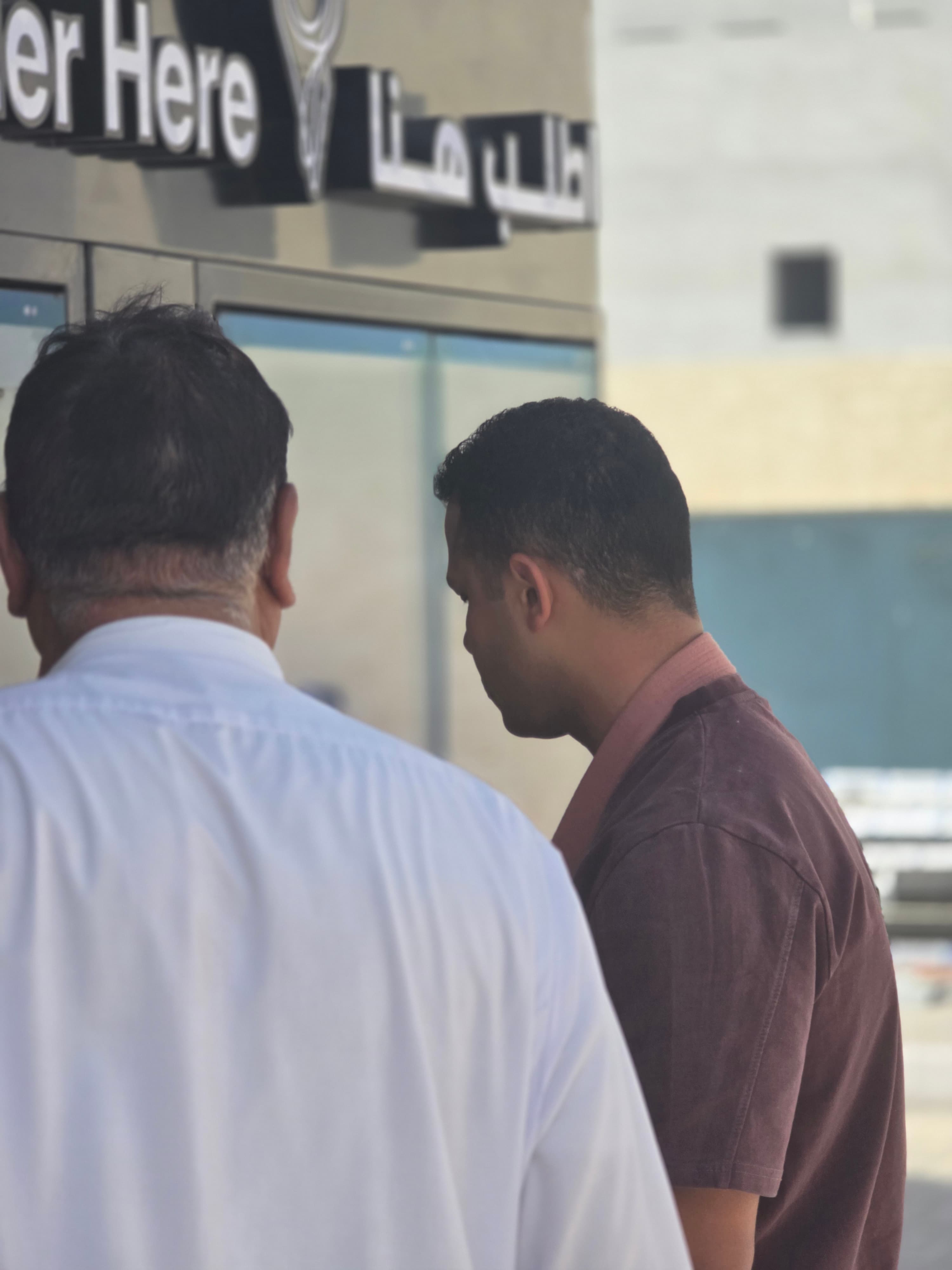 منظر داخلي لمشروع تنفيذ تجاري من تنفيذ سواري — صورة 34 من 58